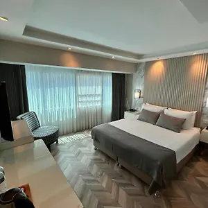 *** Hotel The Roomy Nisantasi Turkije